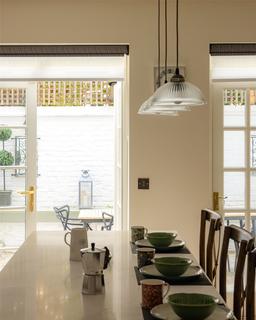 5 bedroom terraced house to rent, Tufton Street, Westminster SW1P