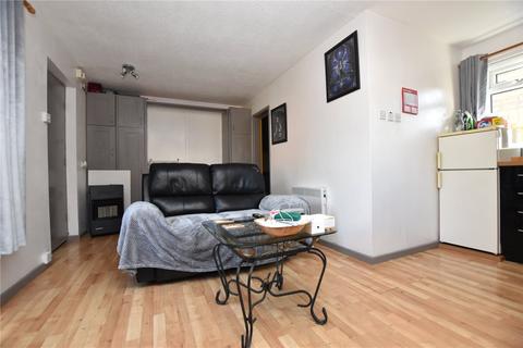 1 bedroom apartment for sale, Harlington Court, Morley, Leeds, West Yorkshire