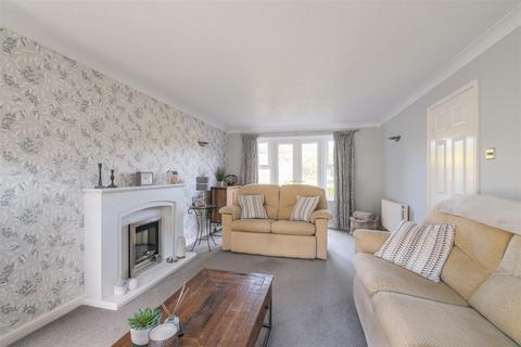 4 bedroom detached house for sale, Grimescar Meadows, Huddersfield, HD2