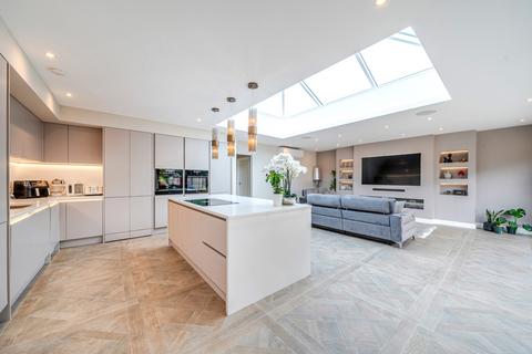 5 bedroom bungalow for sale, Sylvia Avenue, Pinner