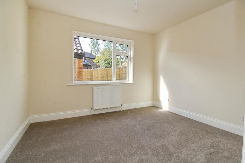 Pbox-bedroom-338934.JPG
