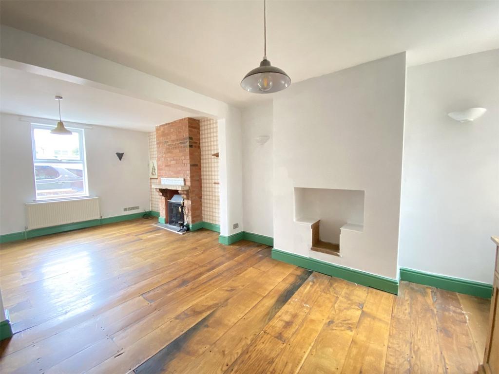 Sitting/Dining Room