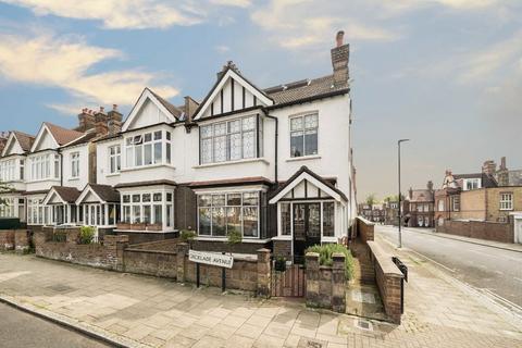 undefined, Cricklade Avenue, London SW2