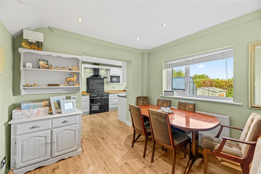 Dining/Family Room