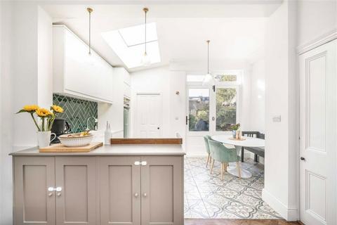 3 bedroom house for sale, Old Woolwich Road, London SE10