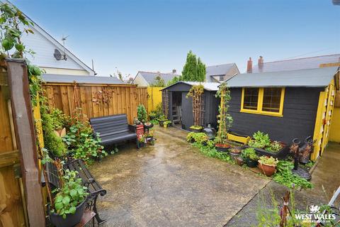 2 bedroom detached bungalow for sale, Crug Yr Efydd, Crymych