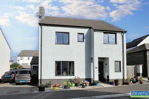 4 bedroom detached house for sale, Mowhay Gardens, Hatherleigh, Okehampton, Devon, EX20