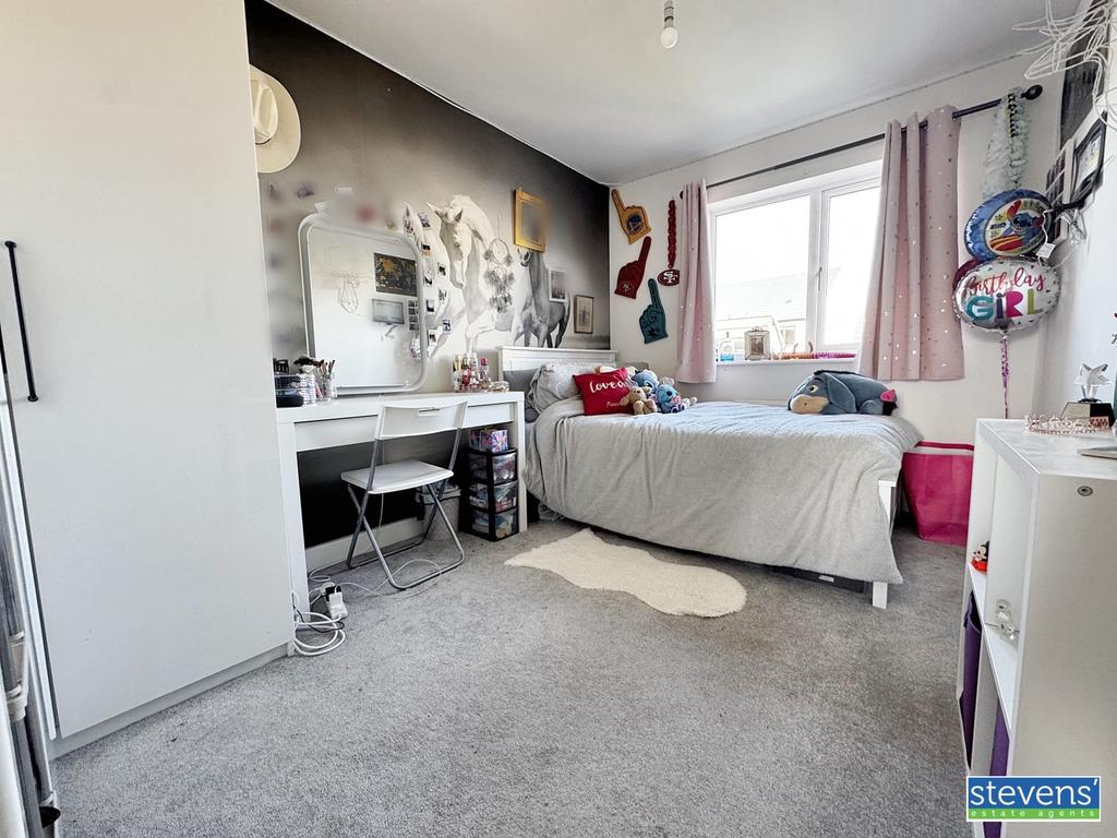 Image00011 blurred (7)