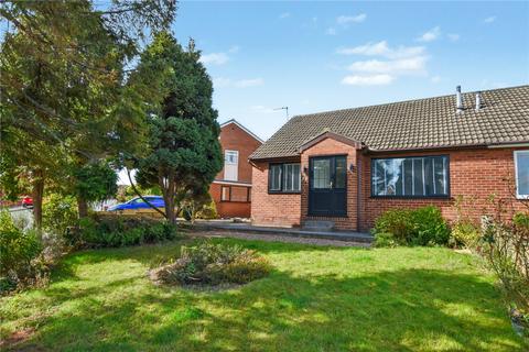 2 bedroom bungalow for sale, Harwill Road, Churwell, Morley, Leeds