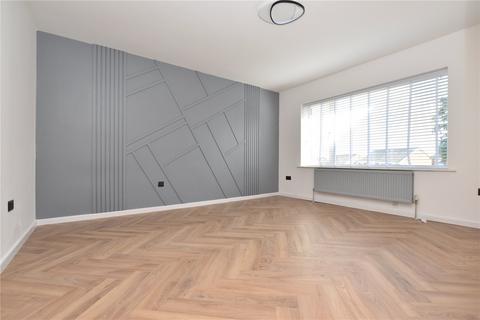 2 bedroom bungalow for sale, Harwill Road, Churwell, Morley, Leeds