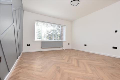 2 bedroom bungalow for sale, Harwill Road, Churwell, Morley, Leeds