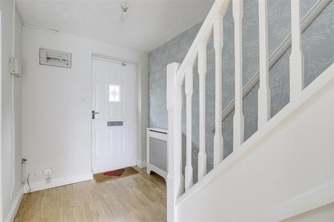 2 bedroom end of terrace house for sale, Thornthwaite Close, West Bridgford NG2