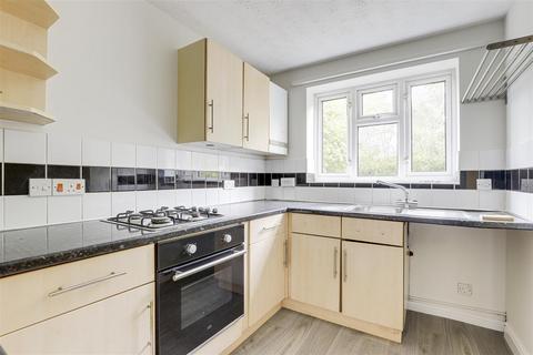 2 bedroom end of terrace house for sale, Thornthwaite Close, West Bridgford NG2