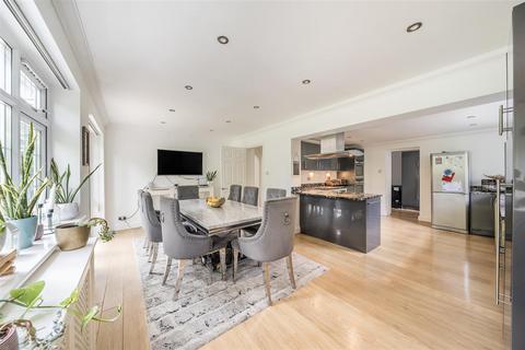 6 bedroom detached house for sale, Merlewood Close, High Wycombe HP11