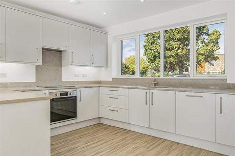 3 bedroom semi-detached house for sale, Northfield Avenue, Cambridge CB4