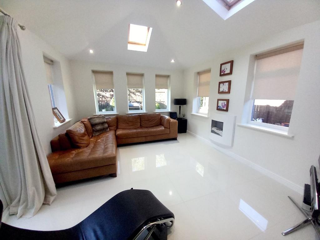 Garden room