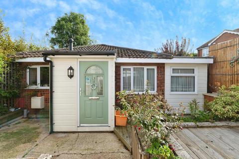 5 bedroom semi-detached bungalow for sale, Hillside Road, Billericay CM11