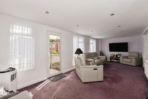 5 bedroom semi-detached bungalow for sale, Hillside Road, Billericay CM11