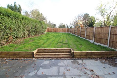 4 bedroom semi-detached house for sale, Leicester Road, Leicester LE2