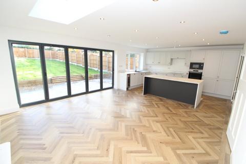 4 bedroom semi-detached house for sale, Leicester Road, Leicester LE2