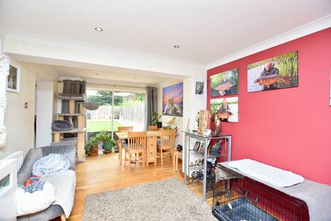 undefined, Weybridge Mead, Yateley GU46