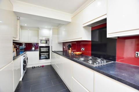 undefined, Weybridge Mead, Yateley GU46