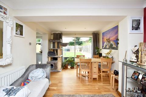 undefined, Weybridge Mead, Yateley GU46