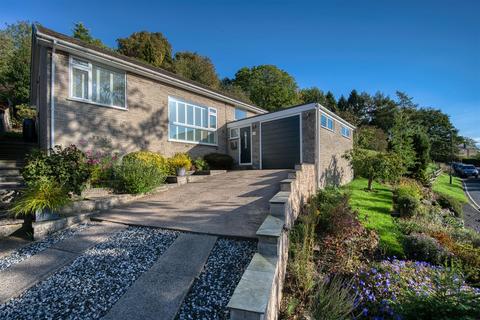 14 Castle Mount Crescent, Bakewell, DE45 1AT