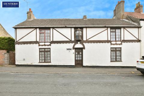 4 bedroom cottage for sale, Queen Street, Winterton, Scunthorpe