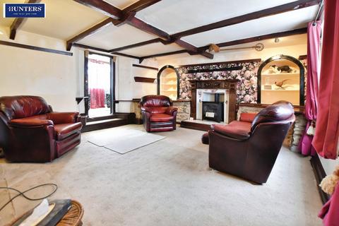4 bedroom cottage for sale, Queen Street, Winterton, Scunthorpe