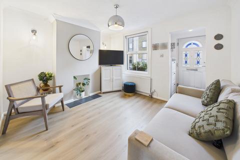 2 bedroom semi-detached house for sale, Cotterells, Hemel Hempstead, HP1