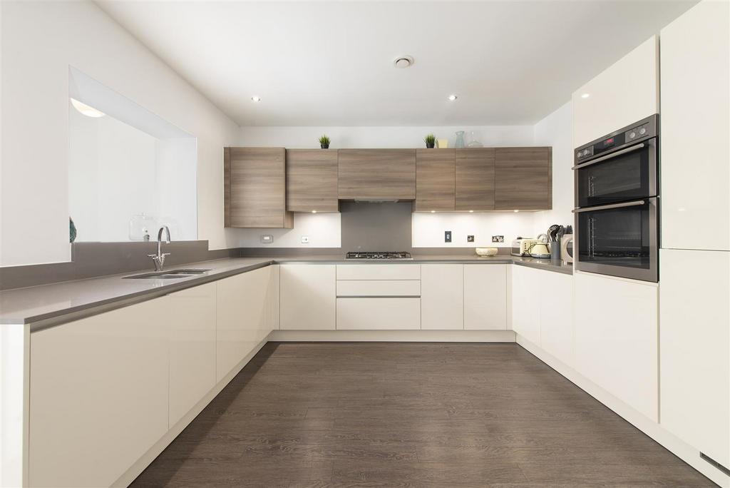 53195 Hi res (11).jpg