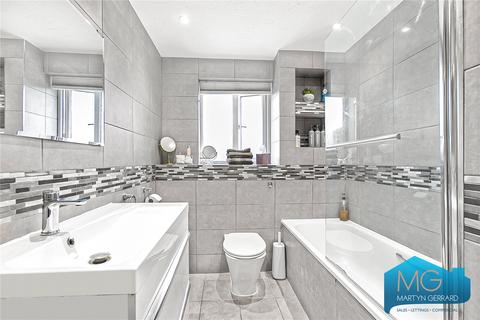 26 Brendon Grove, London, N2 8JZ
