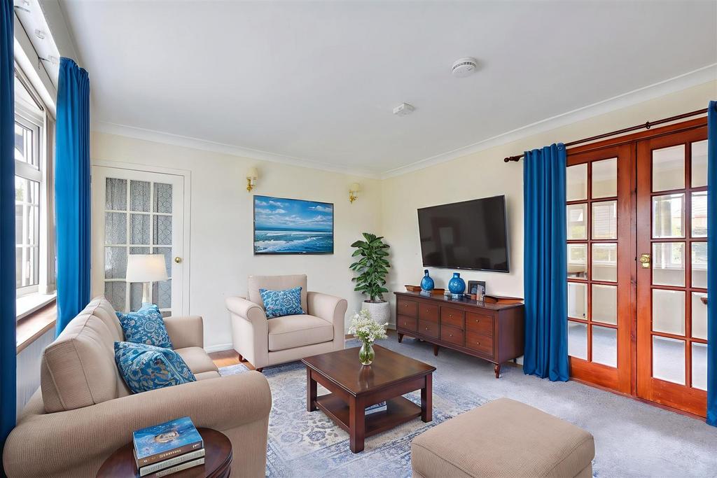 Lounge 2 - Living Room - Standard - 4.jpeg