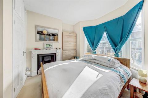 5 bedroom terraced house for sale, Swallowfield Road, London SE7