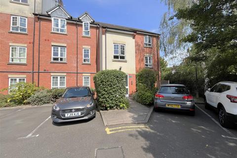 2 bedroom flat for sale, Turberville Place, Warwick