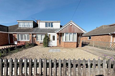 Stephen Crescent, Humberston, Grimsby, N.E. Lincs, DN36 4DT
