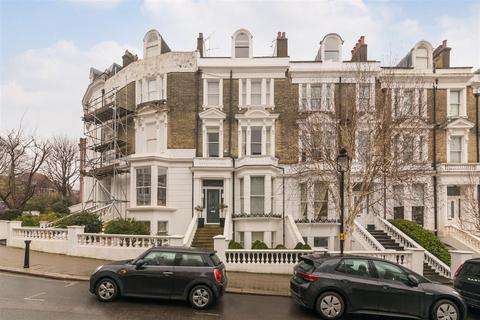 Belsize Crescent, Belsize Village, NW3