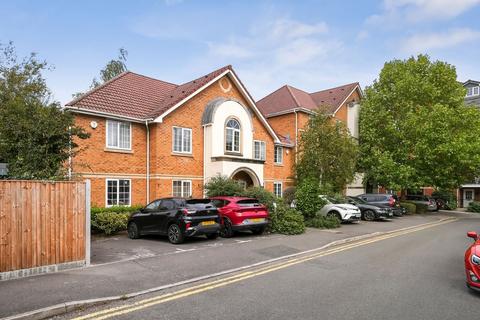 2 bedroom apartment for sale, Bewley Street, London, SW19