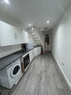 undefined, Havering Gardens, Romford RM6