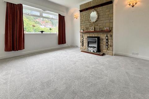 2 bedroom detached bungalow to rent, Blue Hill Lane, Leeds