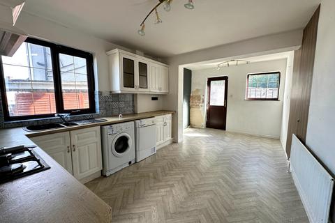 3 bedroom semi-detached house for sale, Hobs Road, Wednesbury WS10