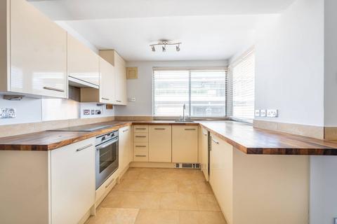 1 bedroom flat for sale, Campden Hill Road, Kensington, London, W8