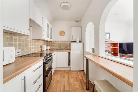 undefined, Prospect Place, Epsom