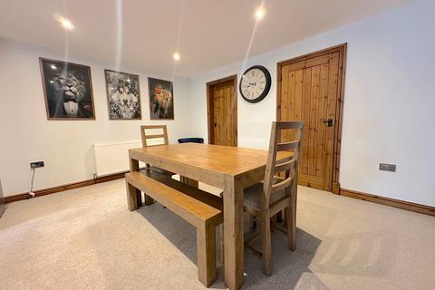 3 bedroom barn conversion for sale, Manor Farm Barns, Wolverhampton WV11