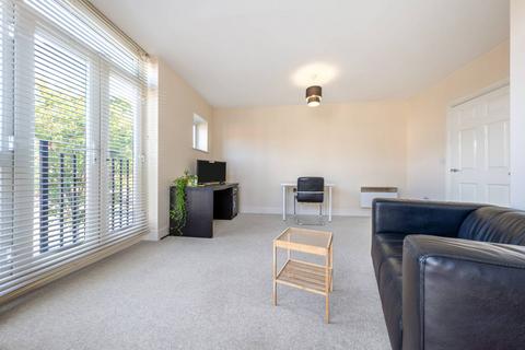 undefined, Leavesden Road, Watford, WD24