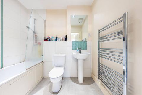 undefined, Leavesden Road, Watford, WD24