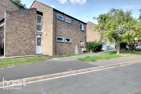21 Aubries, Walkern, Stevenage, SG2 7NJ