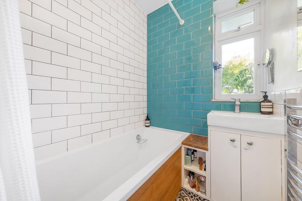 Bathroom.JPG
