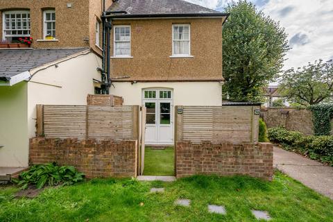 undefined, Woodside, Wimbledon, London, SW19